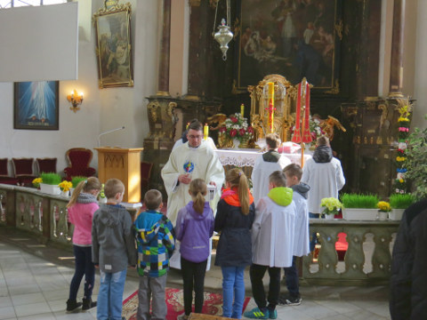 wr�czenie modlitewnik�w